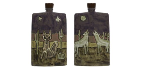 Decanters Rectangle 44 oz Hand Etched, Glazed and Finished (Style: Coyotes)